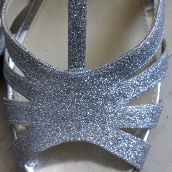 Blue by Betsey Johnson 'Tee' Sandal - Picture 2 of 6